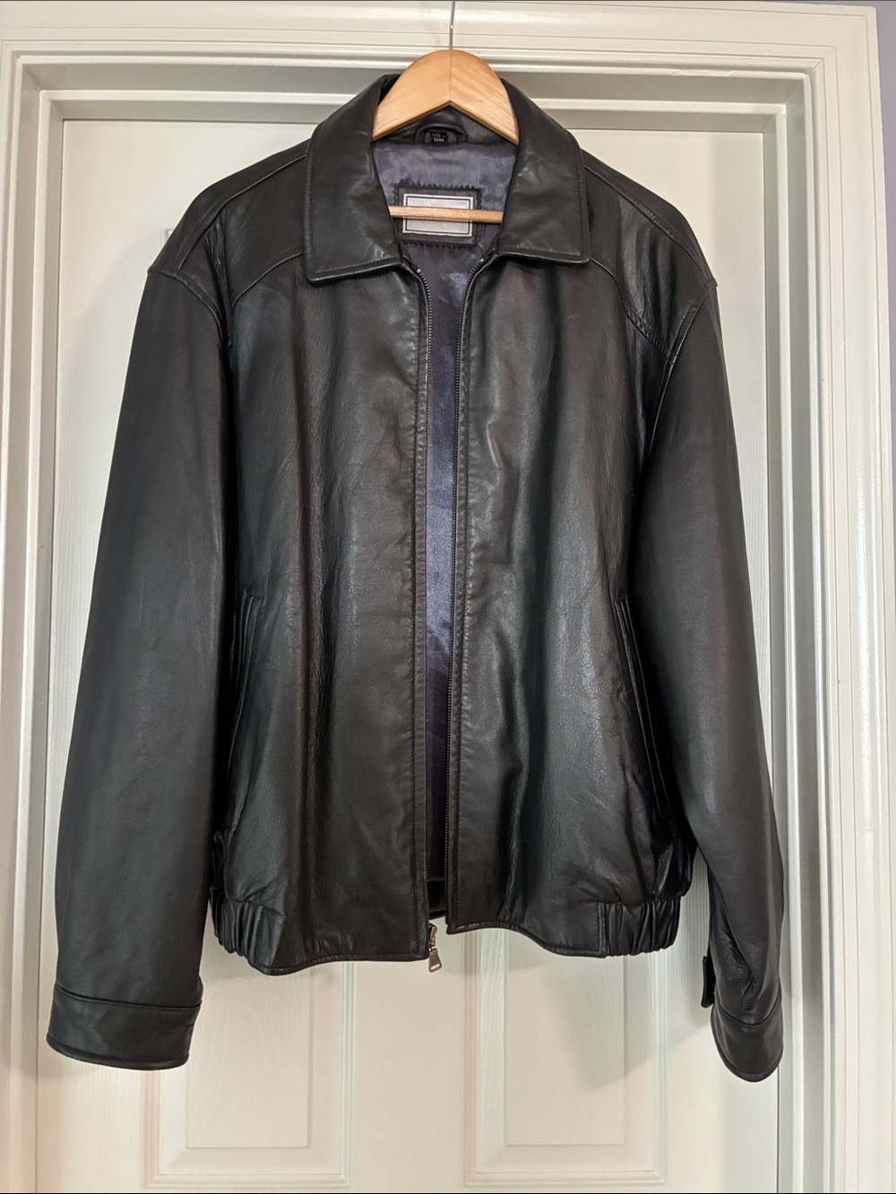 Men's Hathaway Classic Black Leather Bomber Jacket Size XL